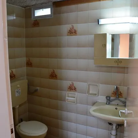 Houlis Apartment Skiathos Town
